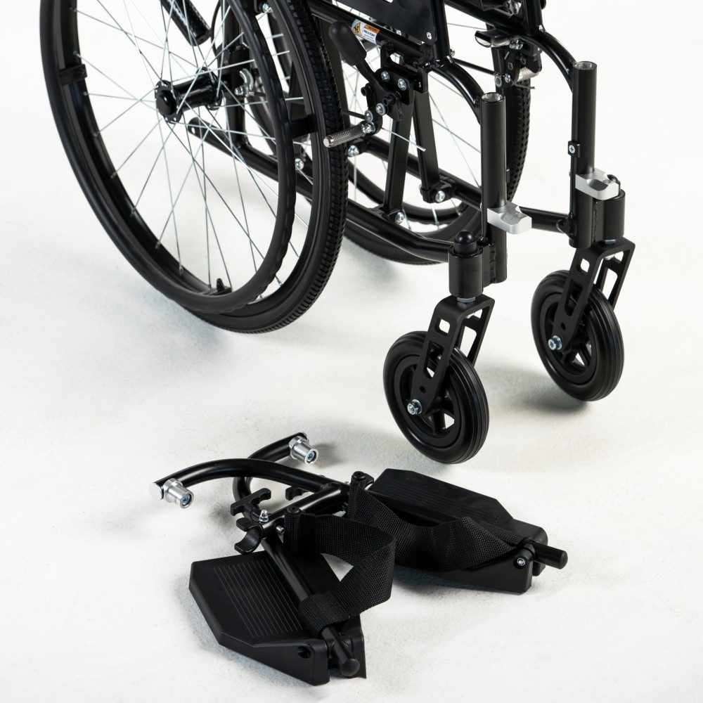 Ultra-Leicht-Rollstuhl *EXTREME*: Rahmen SCHWARZ / Bezug ROT